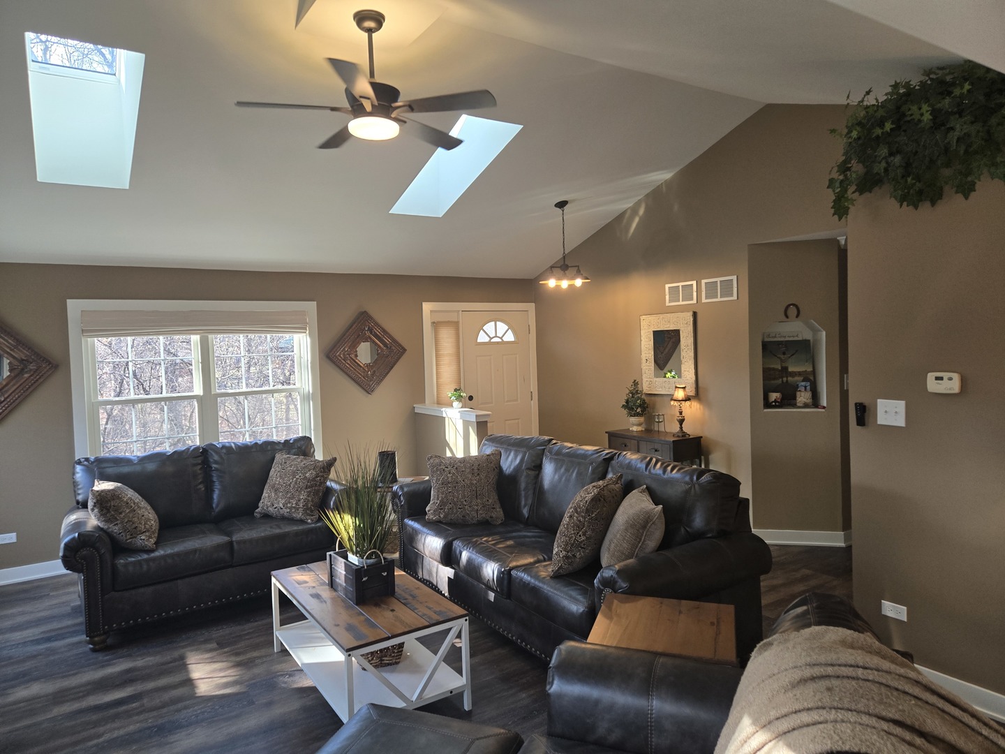 927 Treeline Court, Lockport, IL 60441