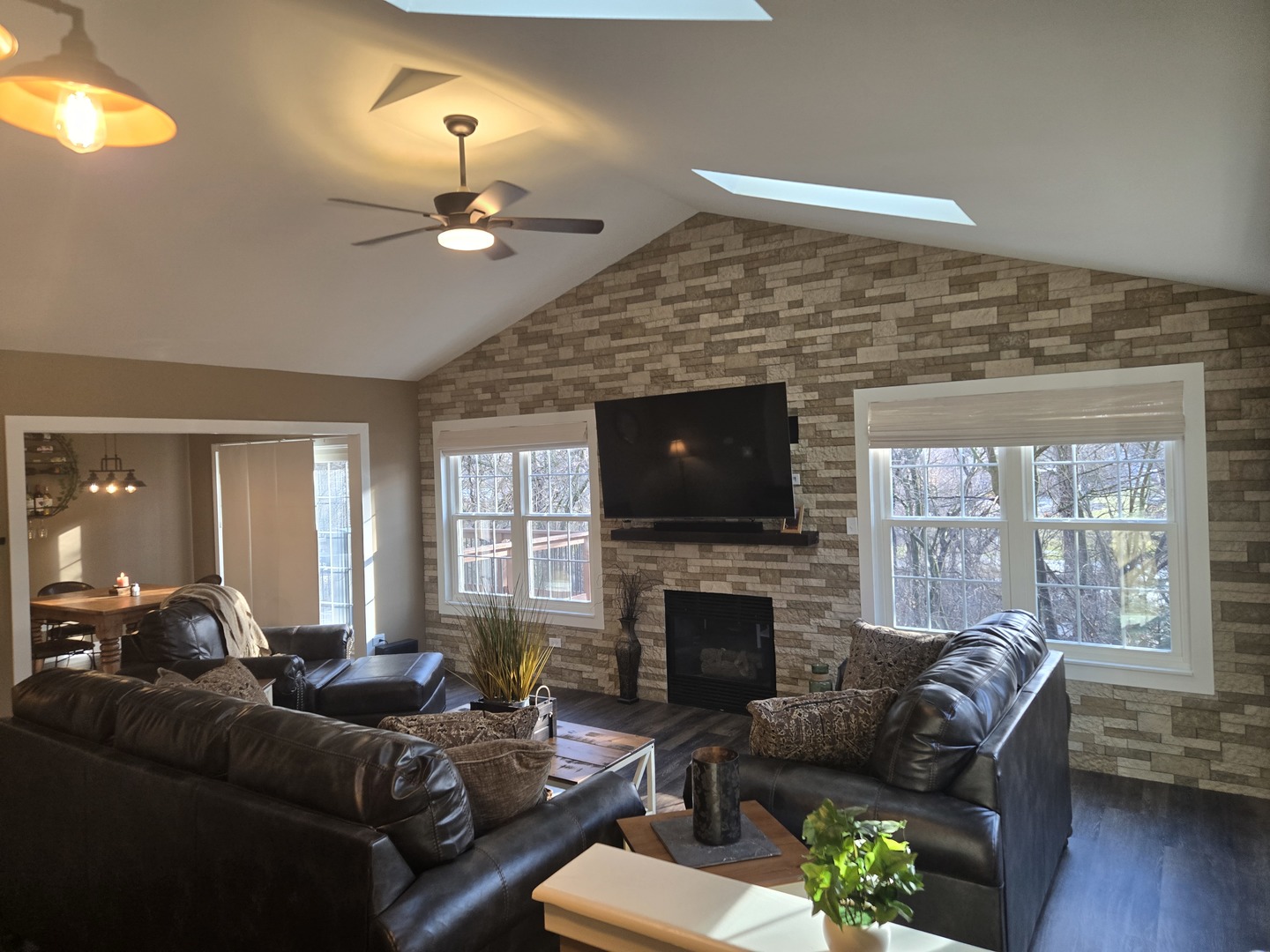 927 Treeline Court, Lockport, IL 60441