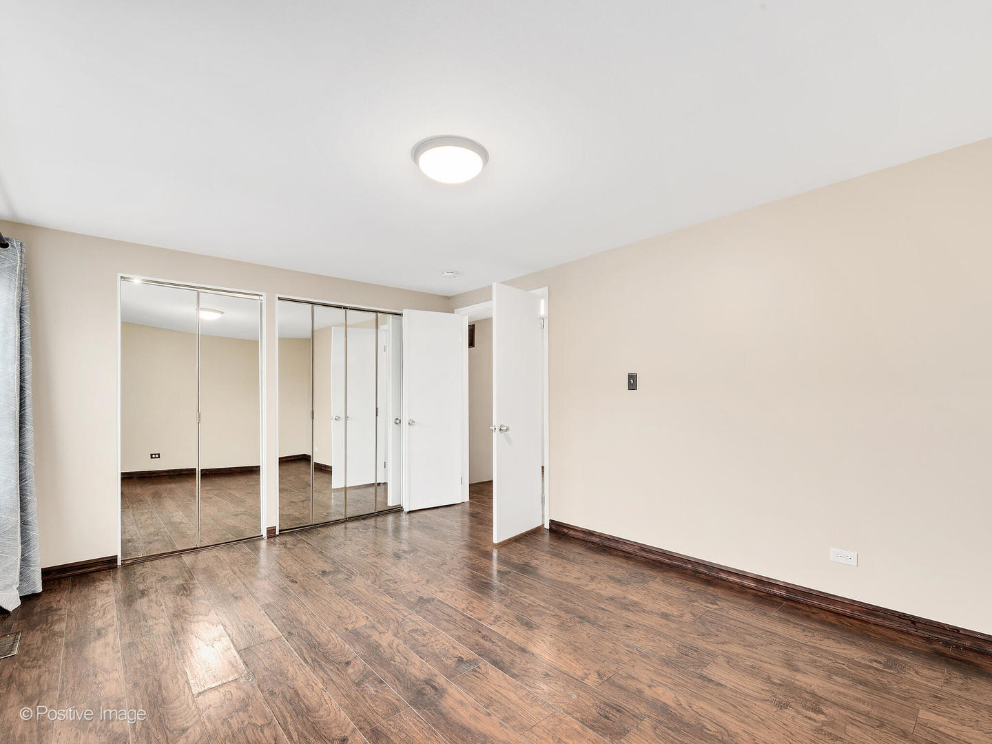 1955 Liberty Place #5643, Hoffman Estates, IL 60169