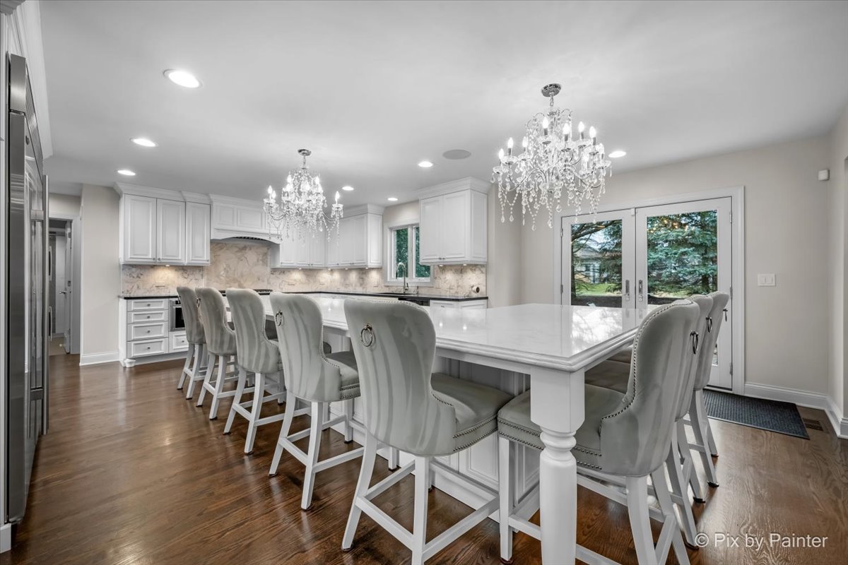 162 Greenfield Drive, Bloomingdale, IL 60108