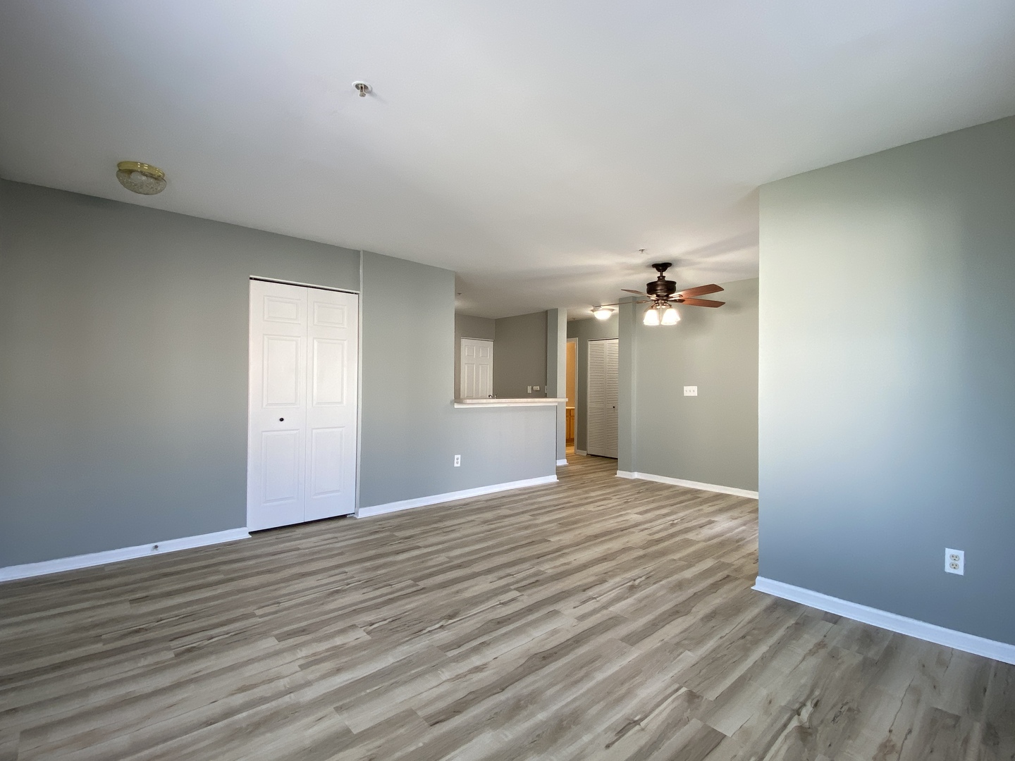 136 Bertram Drive #H, Yorkville, IL 60560