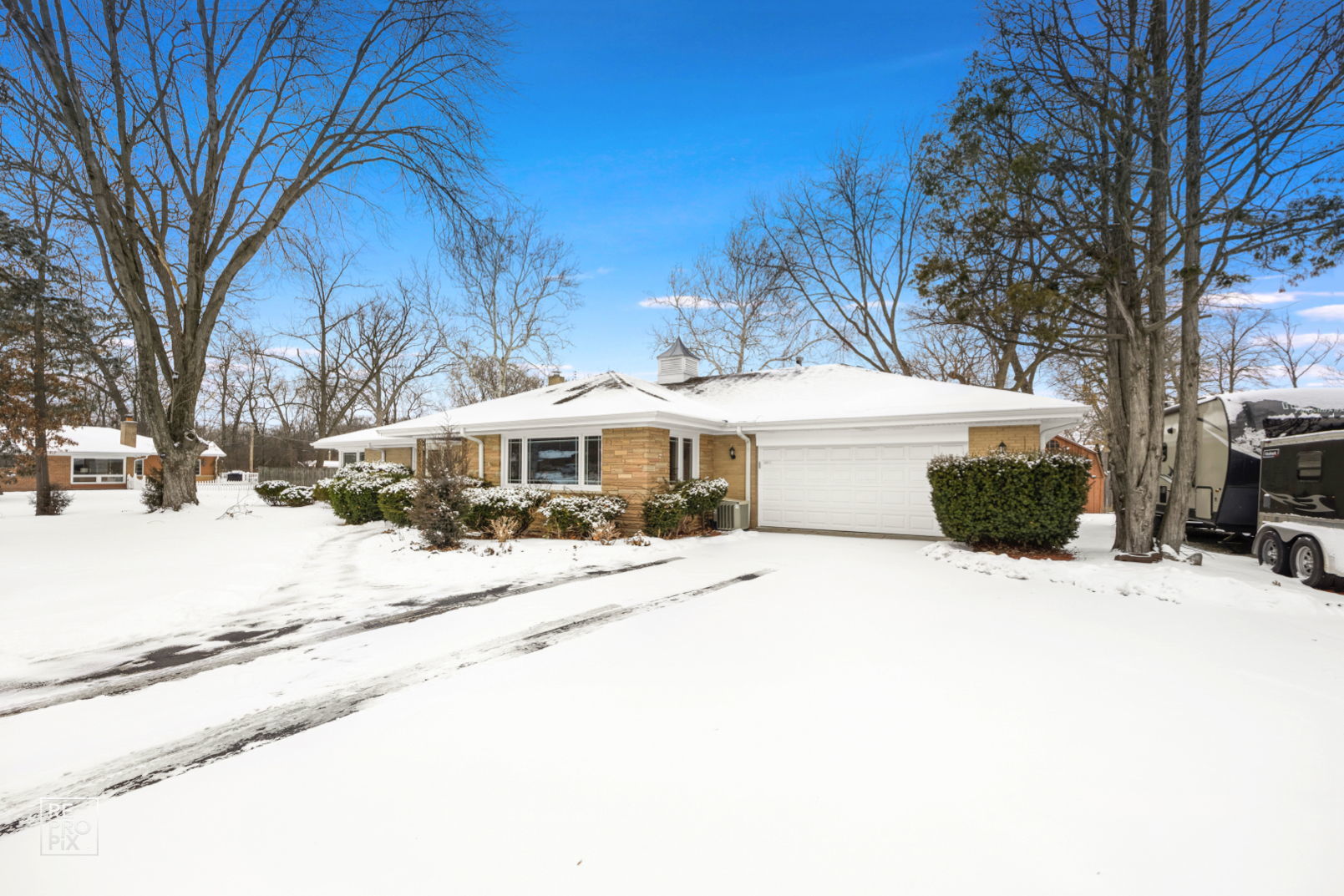 17w120 Woodland Avenue, Bensenville, IL 60106