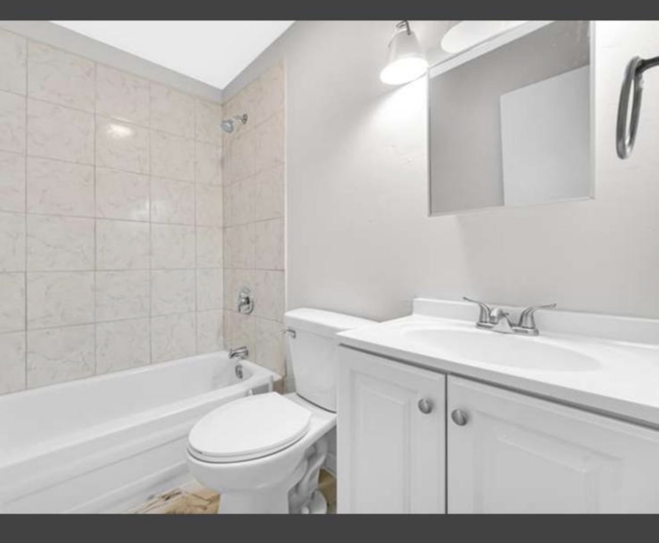 1765 Short Avenue, Streamwood, IL 60107