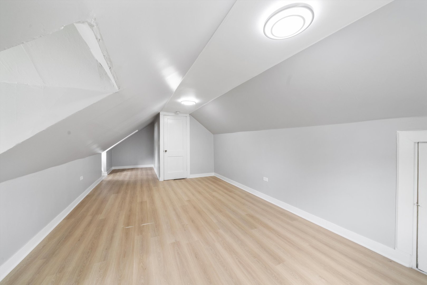 500 Engle Street, Dolton, IL 60419