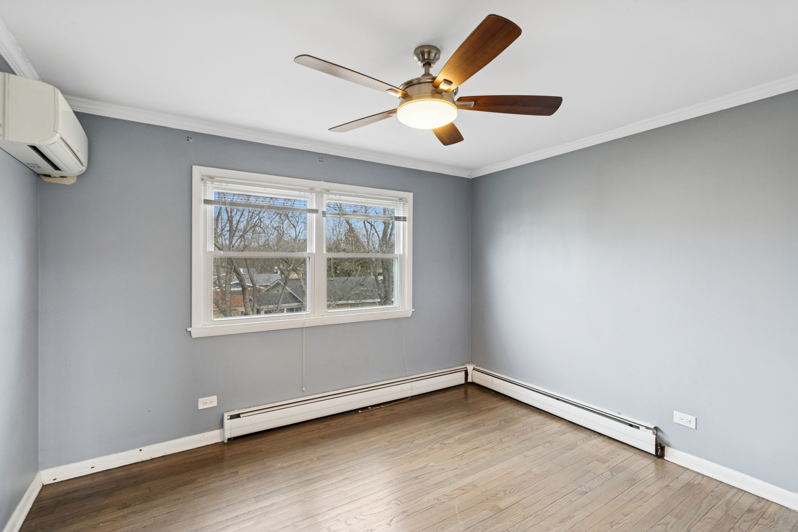 902 E Main Street, Barrington, IL 60010