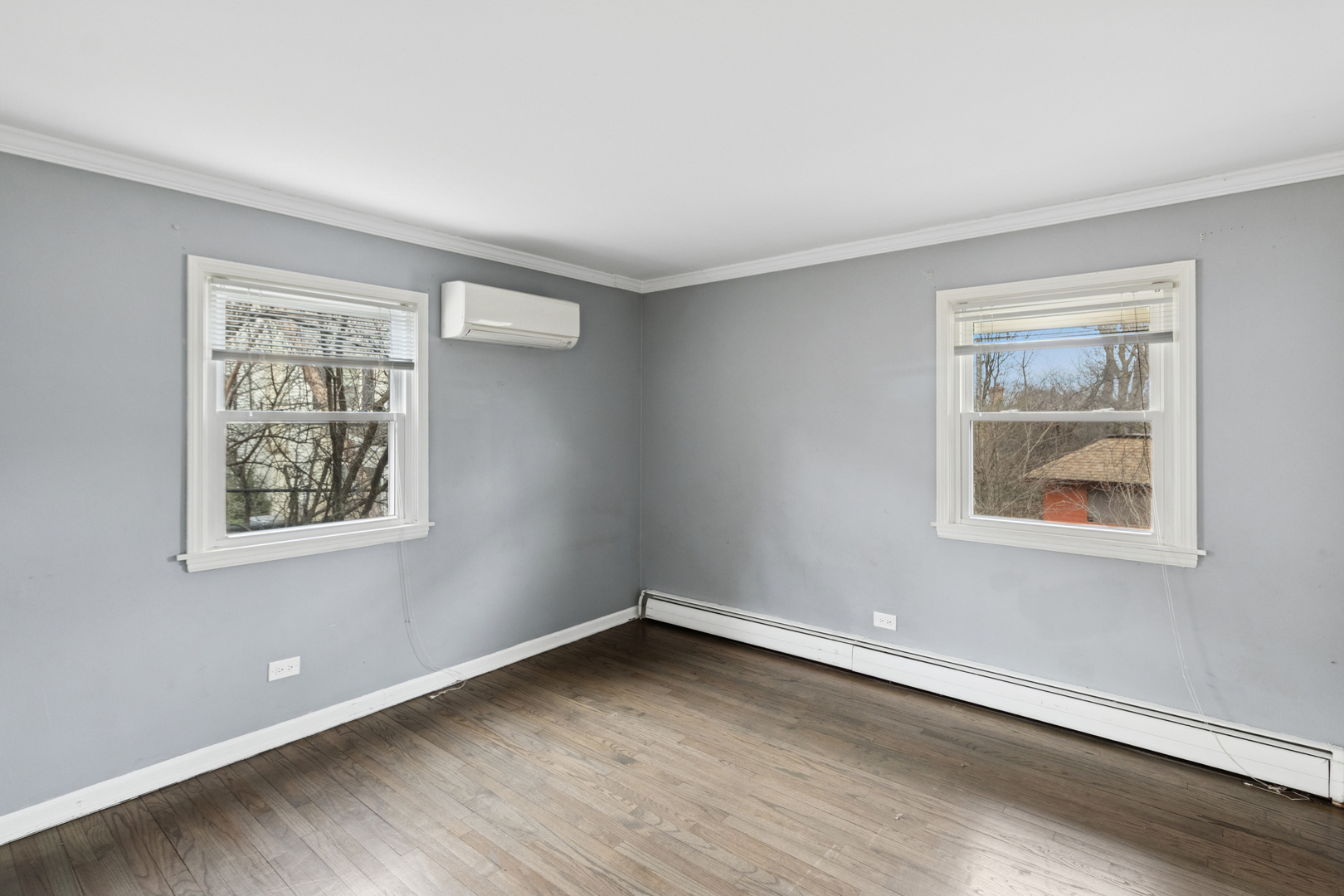 902 E Main Street, Barrington, IL 60010