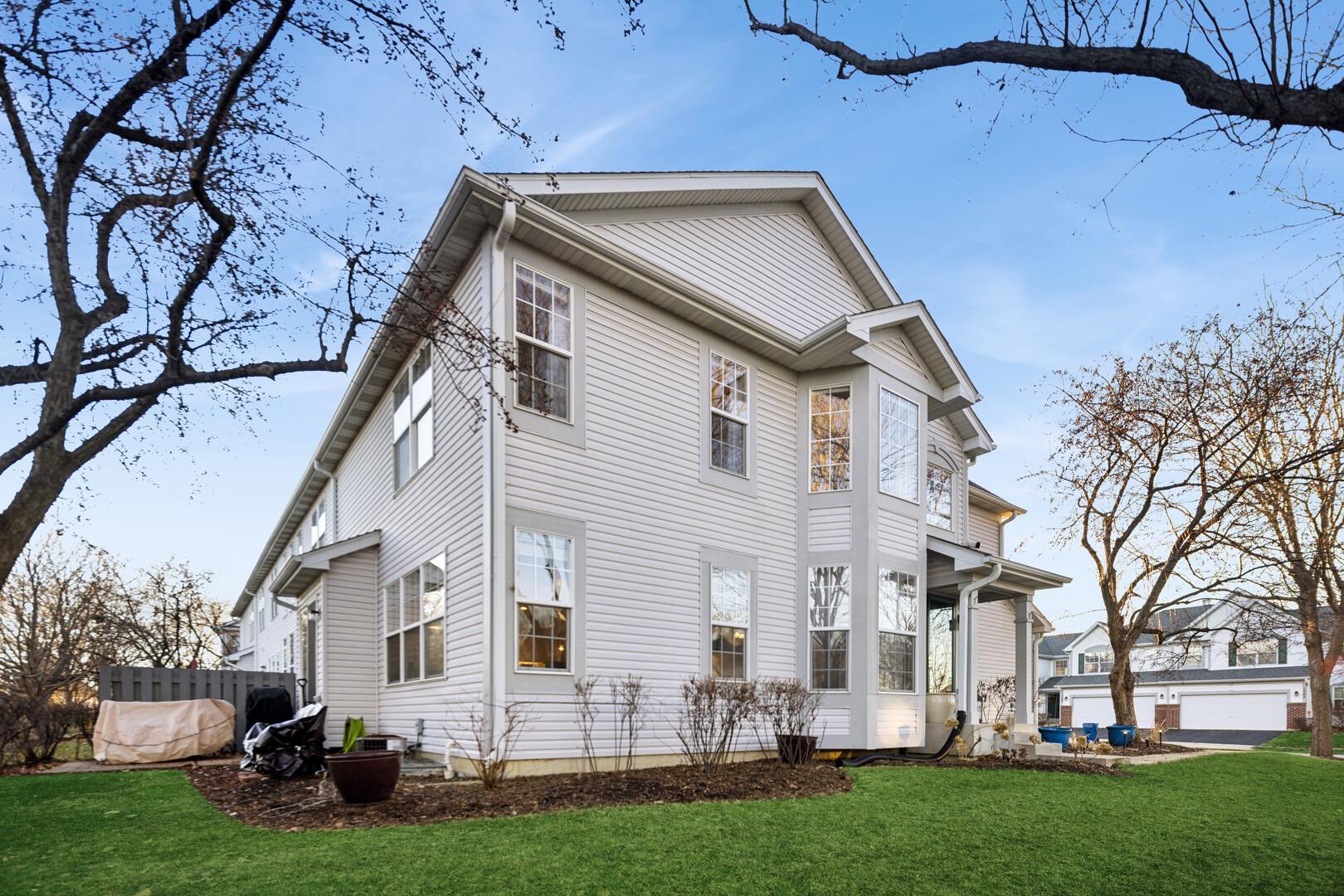 1301 Filly Lane, Bartlett, IL 60103