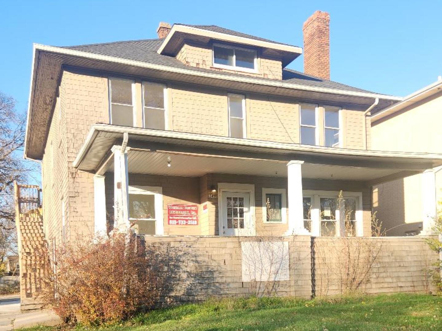 345 Augusta Avenue, DeKalb, IL 60115