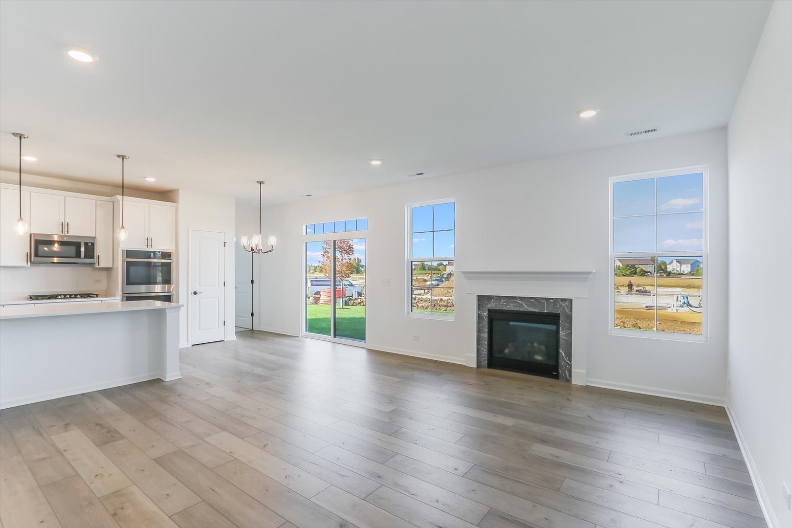 740 Alberta Avenue, Oswego, IL 60543