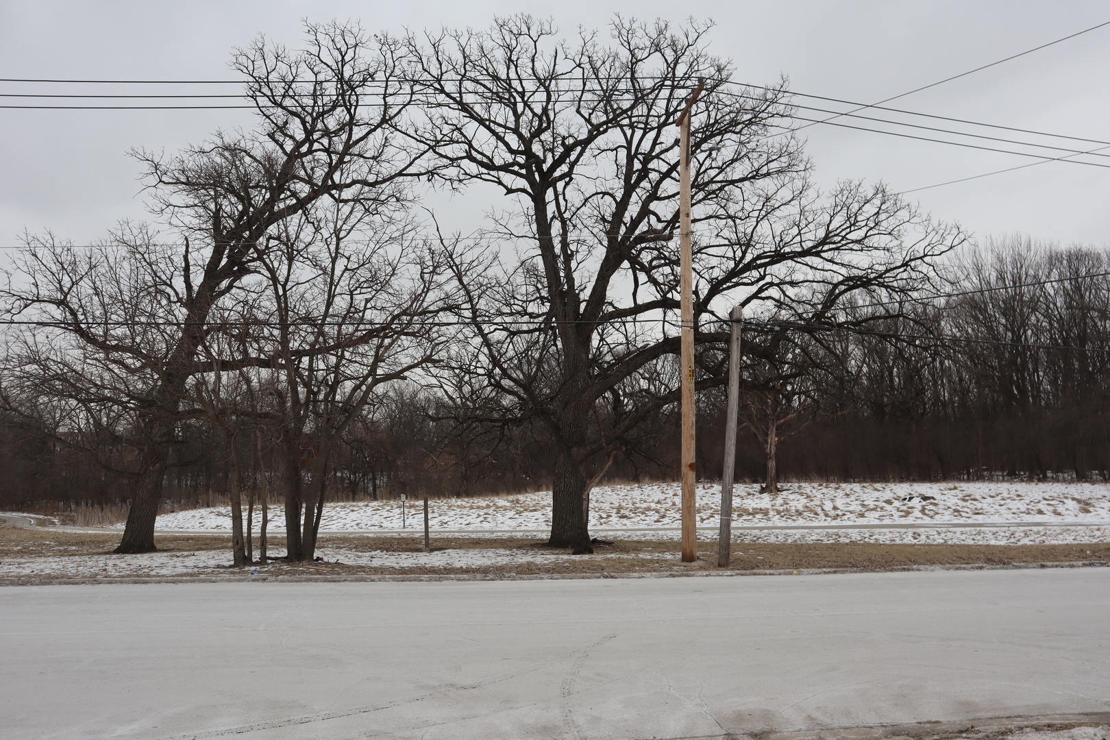 210 W 16th Place, Chicago Heights, IL 60411