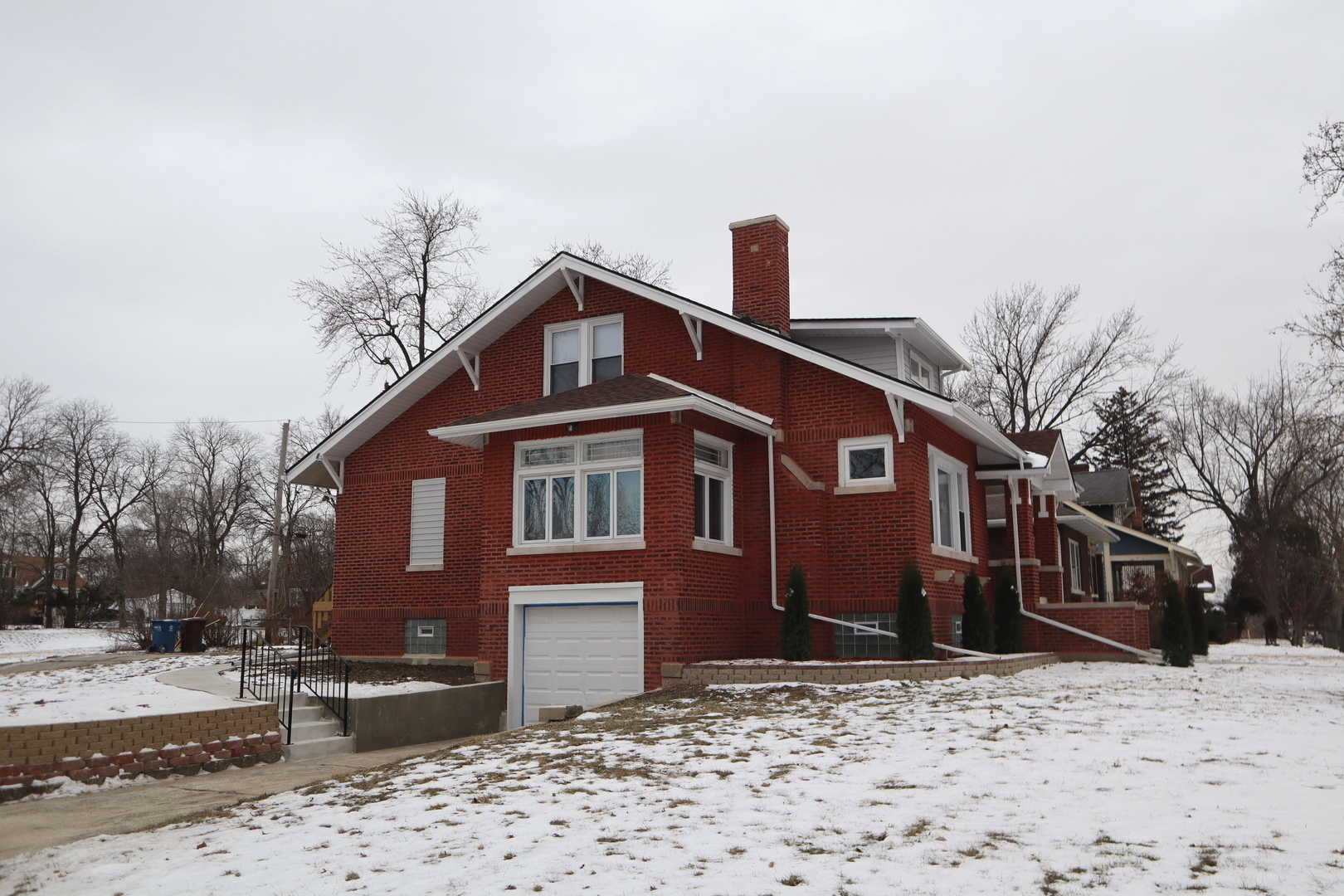 210 W 16th Place, Chicago Heights, IL 60411