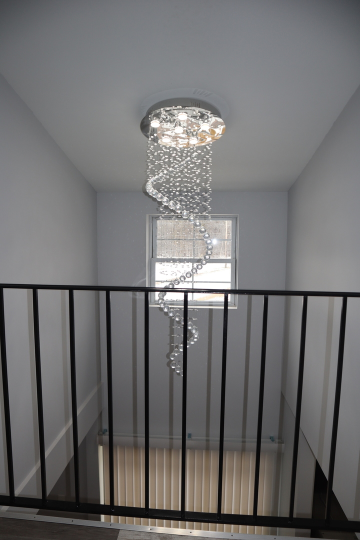 210 W 16th Place, Chicago Heights, IL 60411