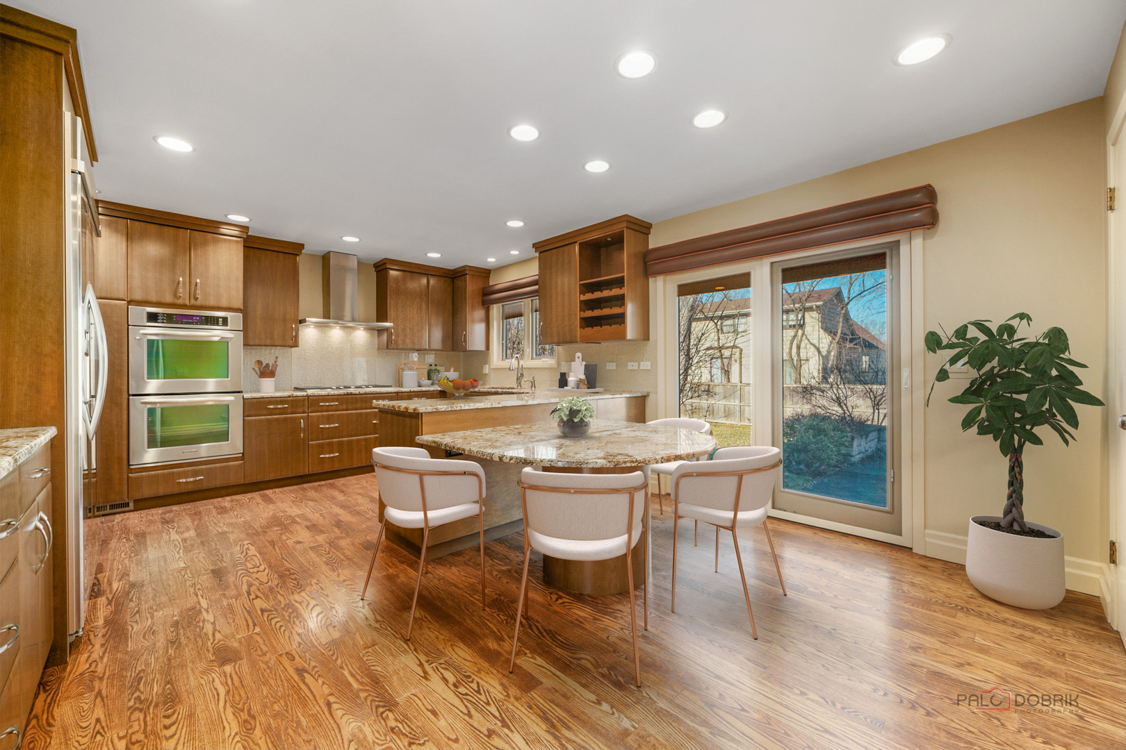 3926 Raintree Lane, Northbrook, IL 60062