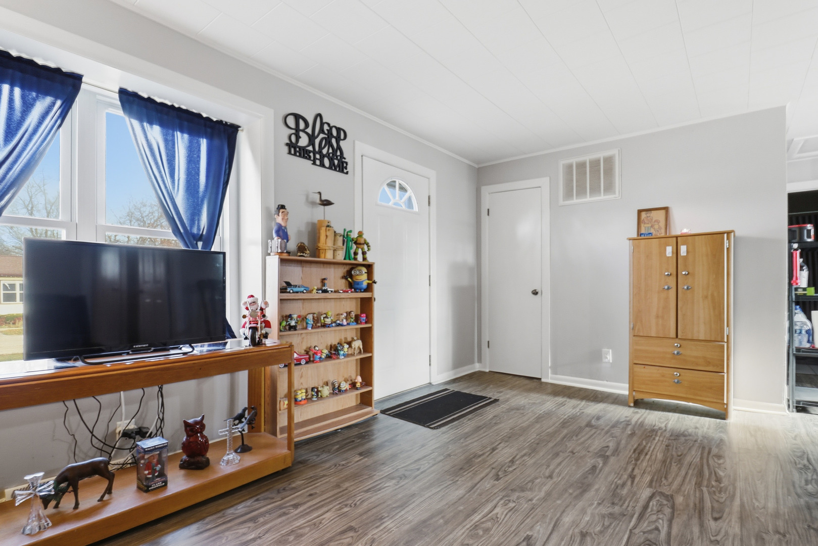 3013 Emily Lane, McHenry, IL 60051