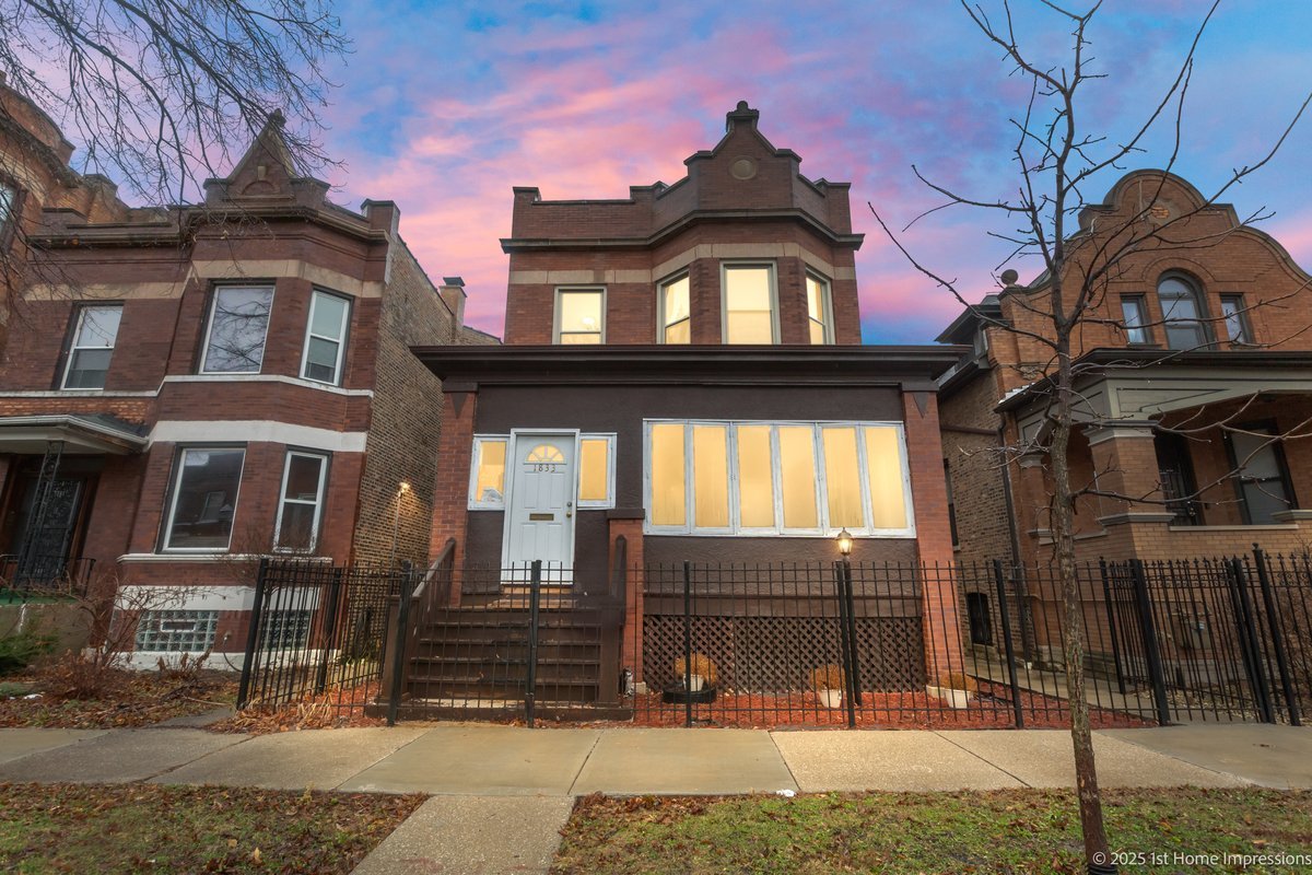 1833 S Troy Street, Chicago, IL 60623
