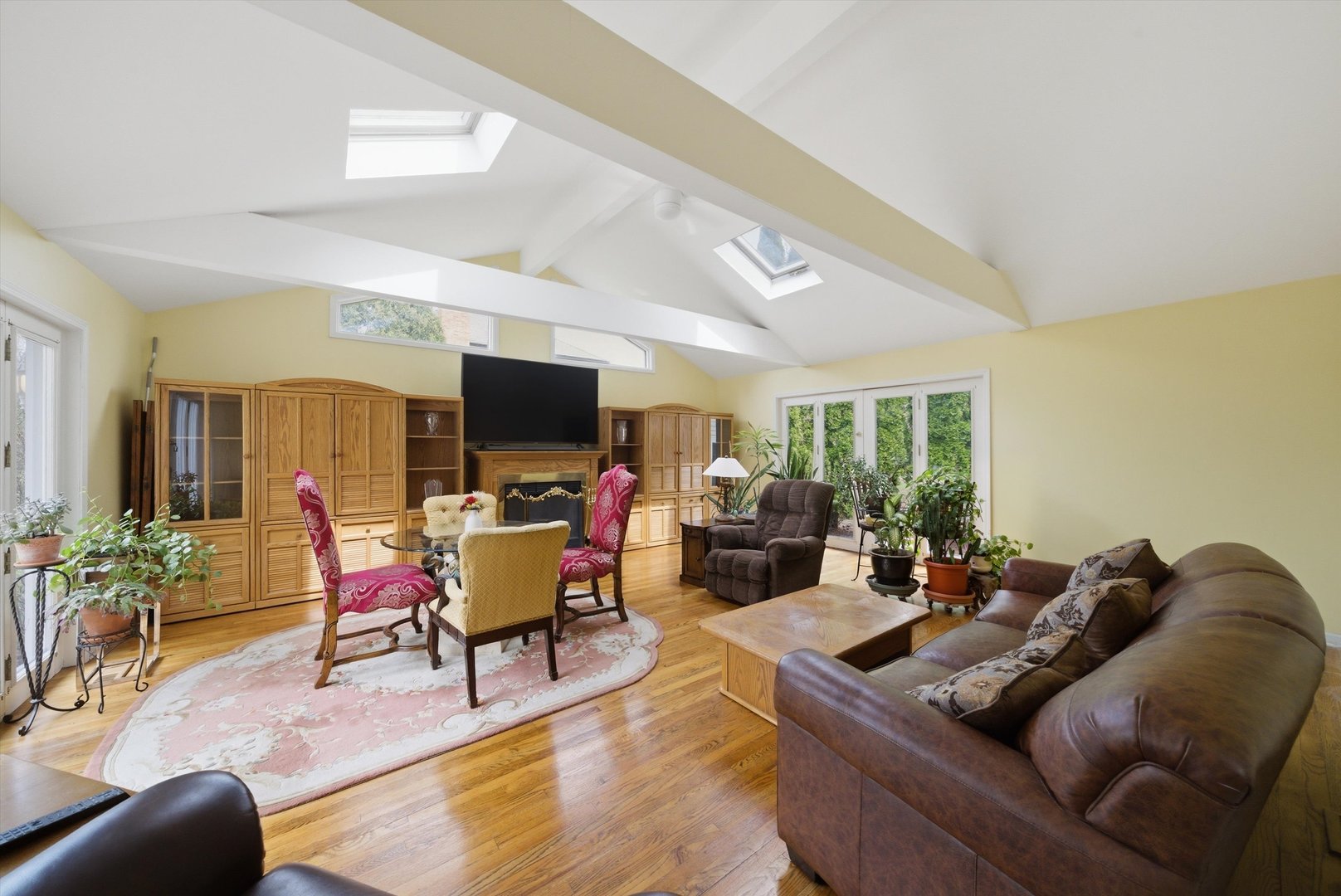 Crystal Lake, IL 60012