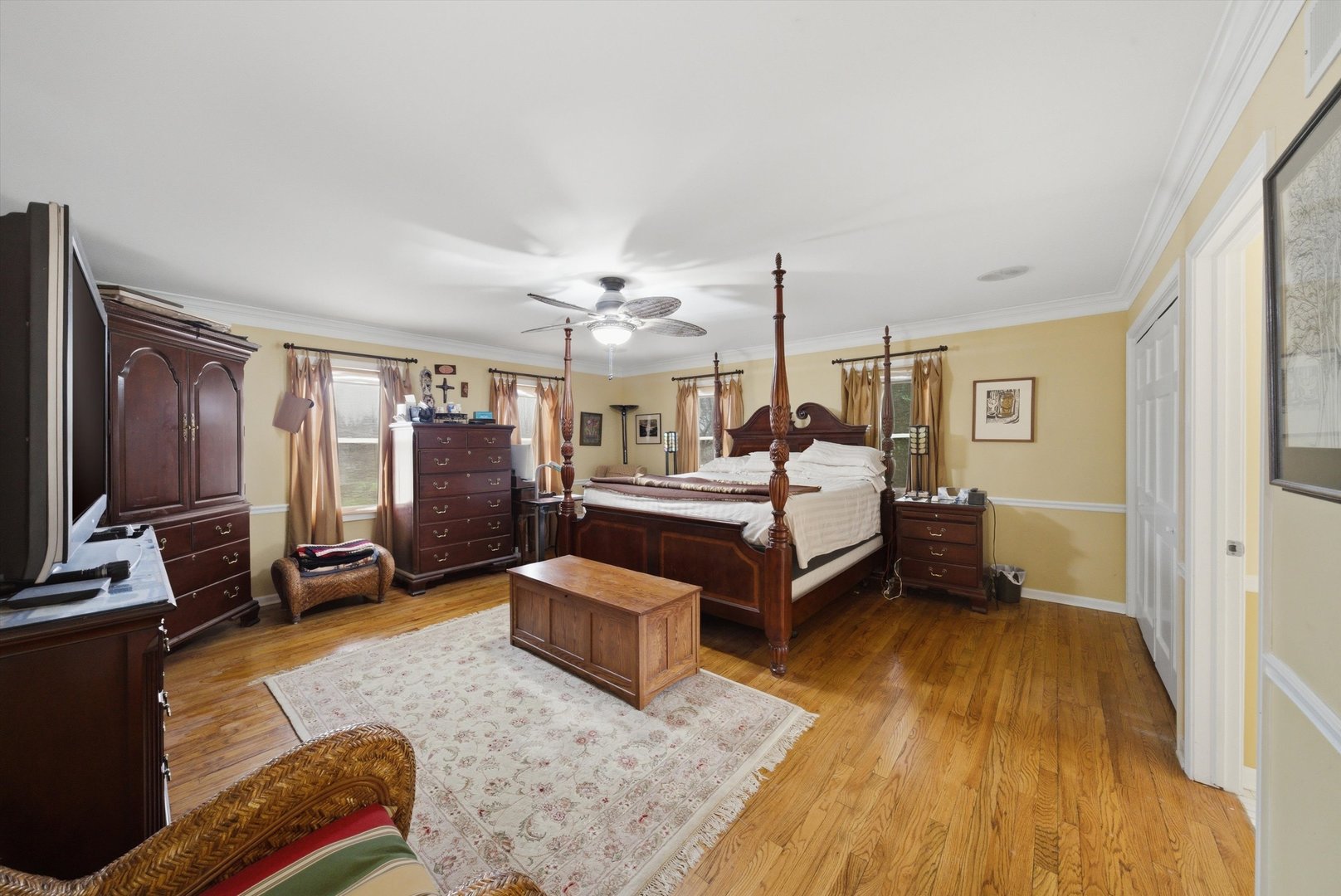 Crystal Lake, IL 60012