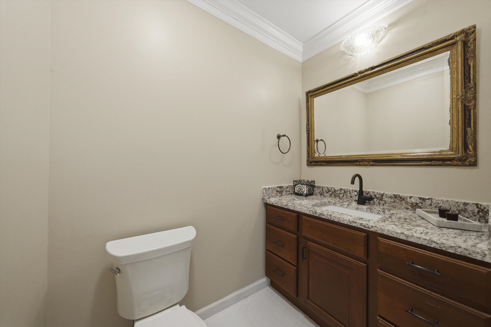 Crystal Lake, IL 60012