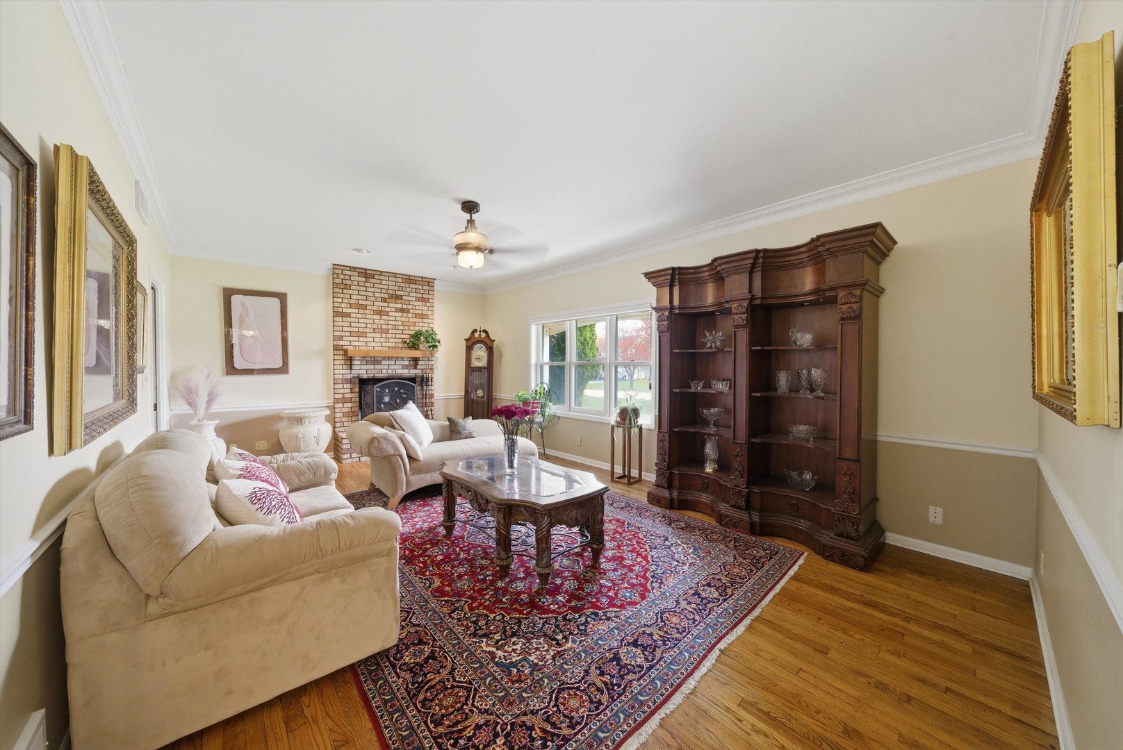 Crystal Lake, IL 60012