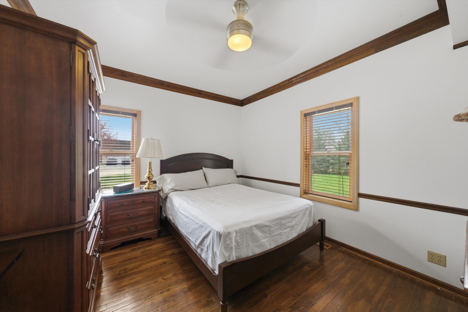 Crystal Lake, IL 60012