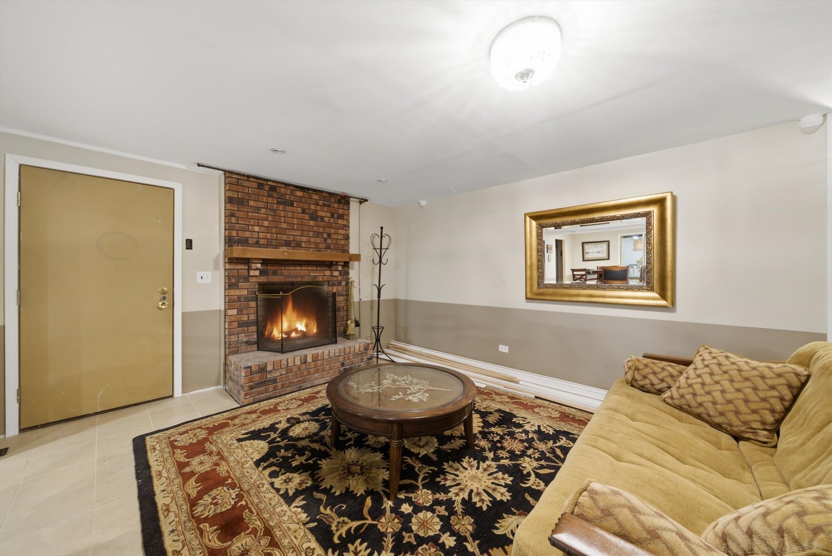 Crystal Lake, IL 60012