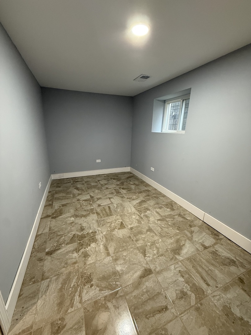 3616 N Kedzie Avenue #1, Chicago, IL 60618