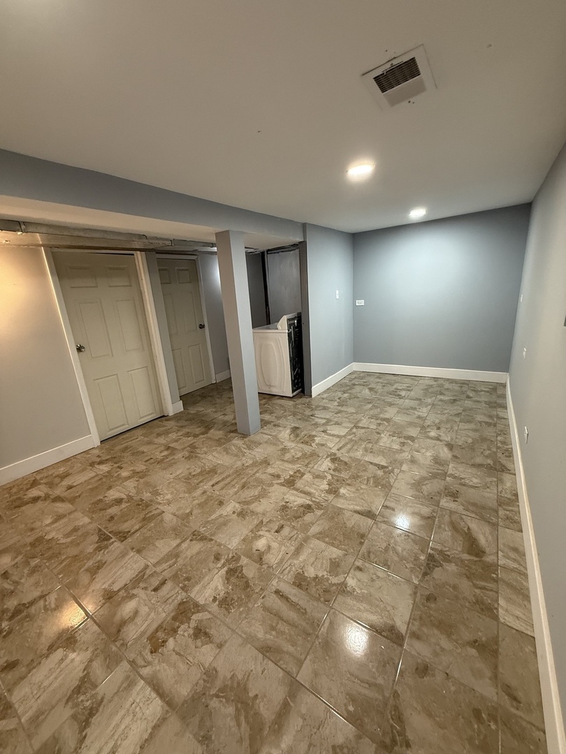 3616 N Kedzie Avenue #1, Chicago, IL 60618