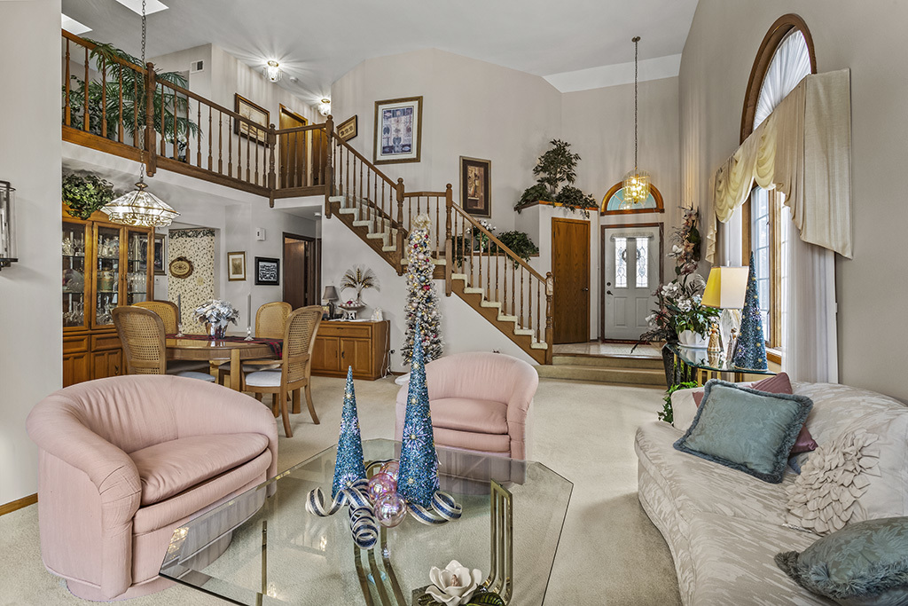 22 W Maple Lane #22, Palos Heights, IL 60463