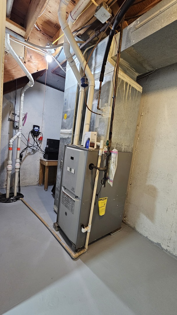 703 Lincoln Street, Harvard, IL 60033