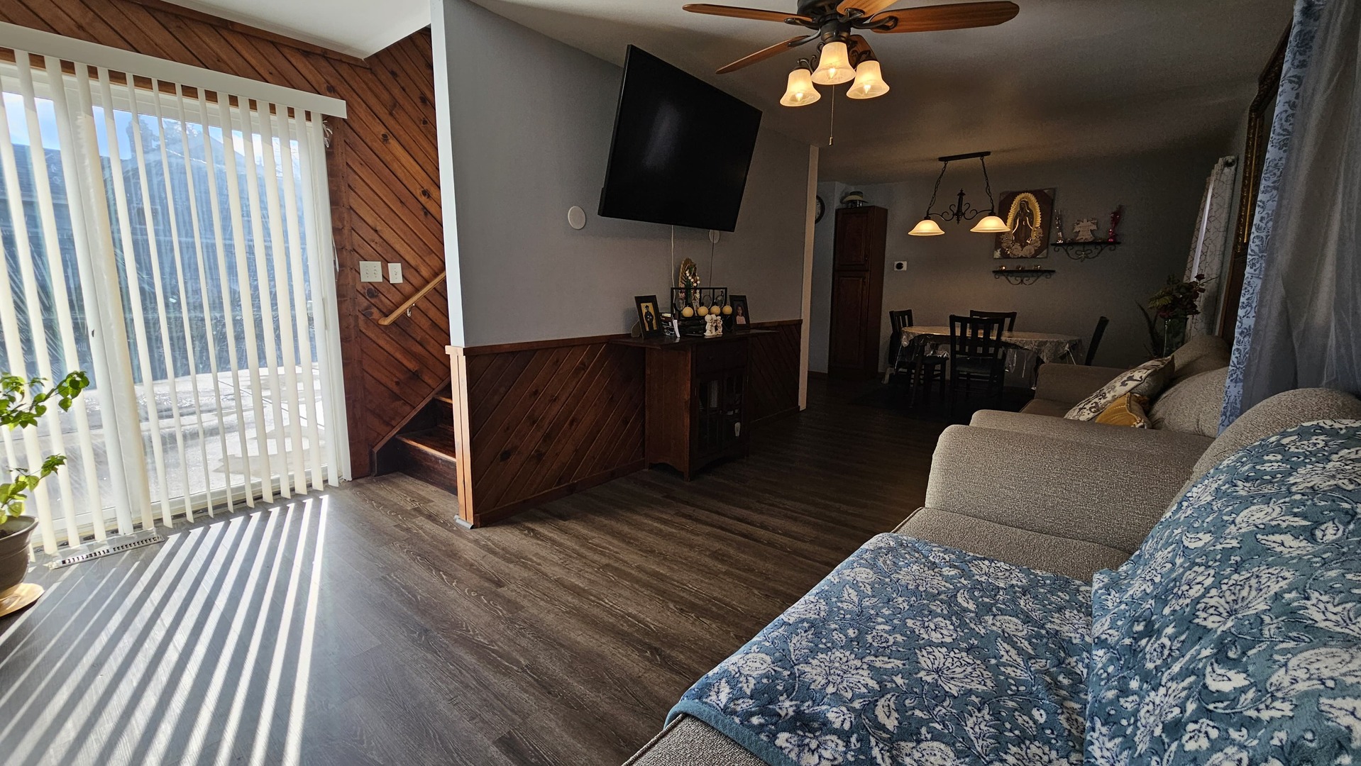 703 Lincoln Street, Harvard, IL 60033