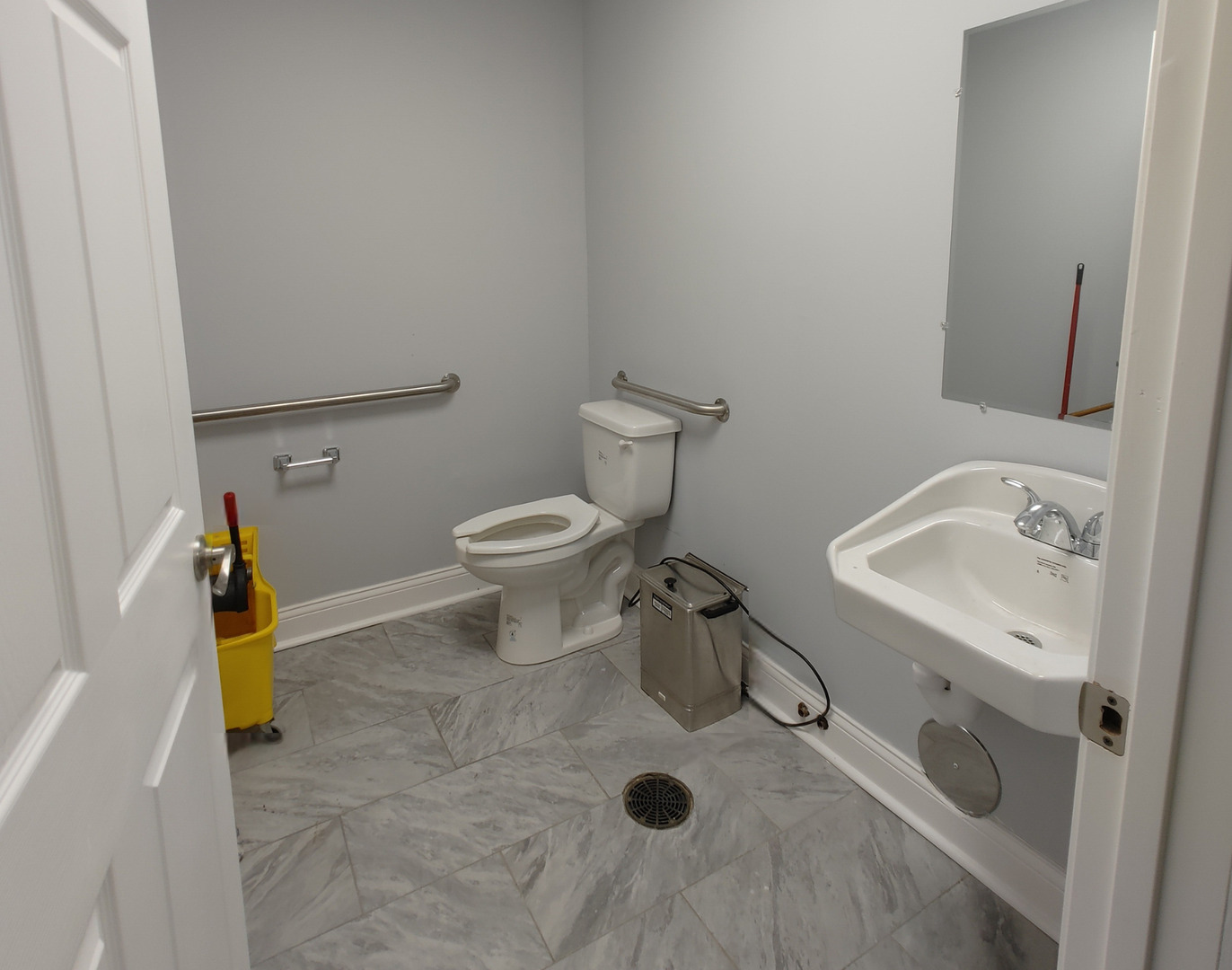 7901 W 159th Street #A, Tinley Park, IL 60477