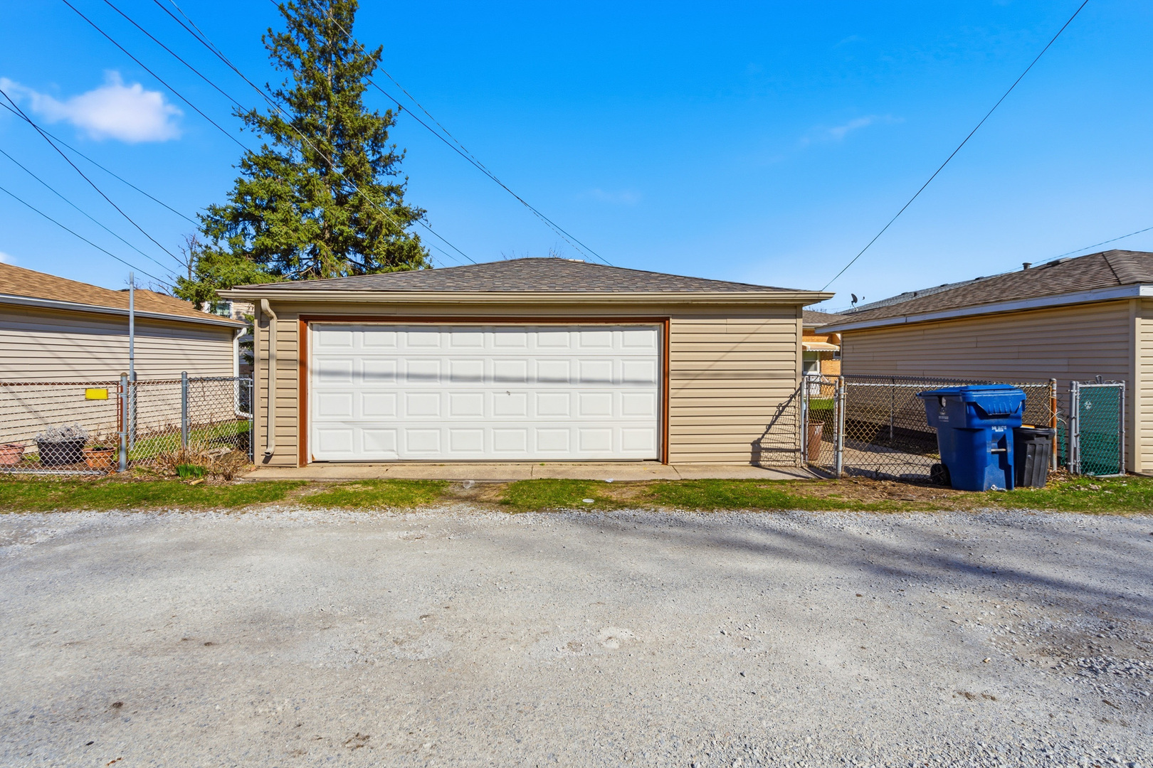 14114 S Saginaw Avenue, Burnham, IL 60633