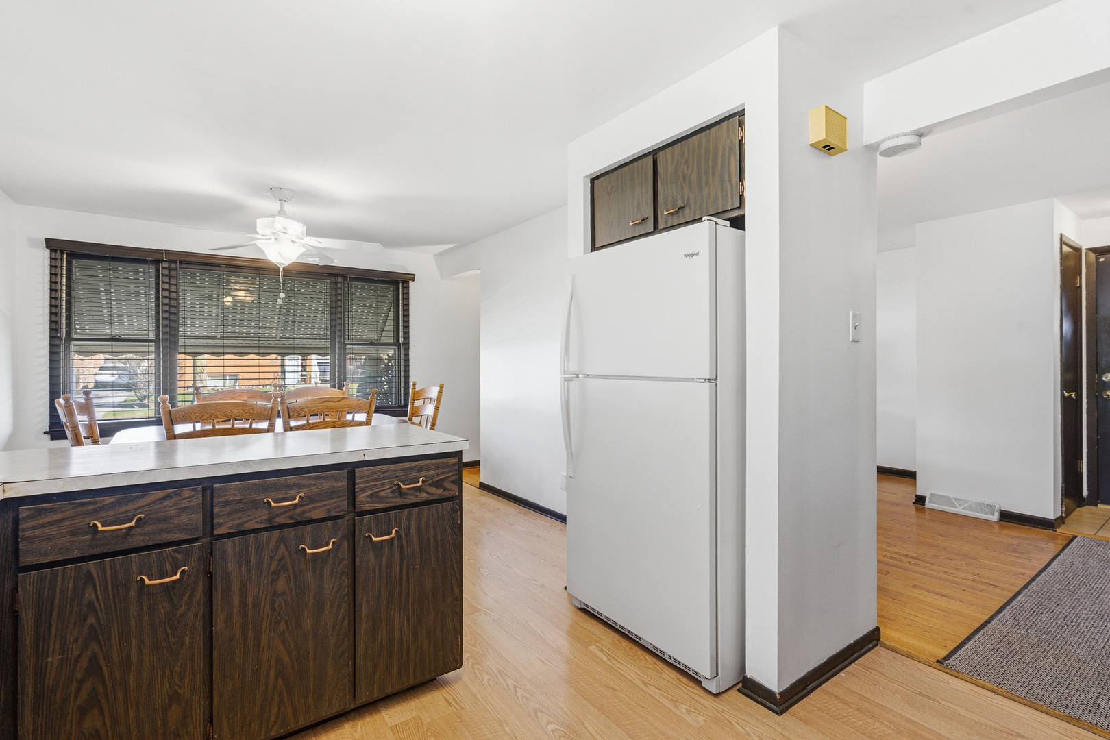 14114 S Saginaw Avenue, Burnham, IL 60633