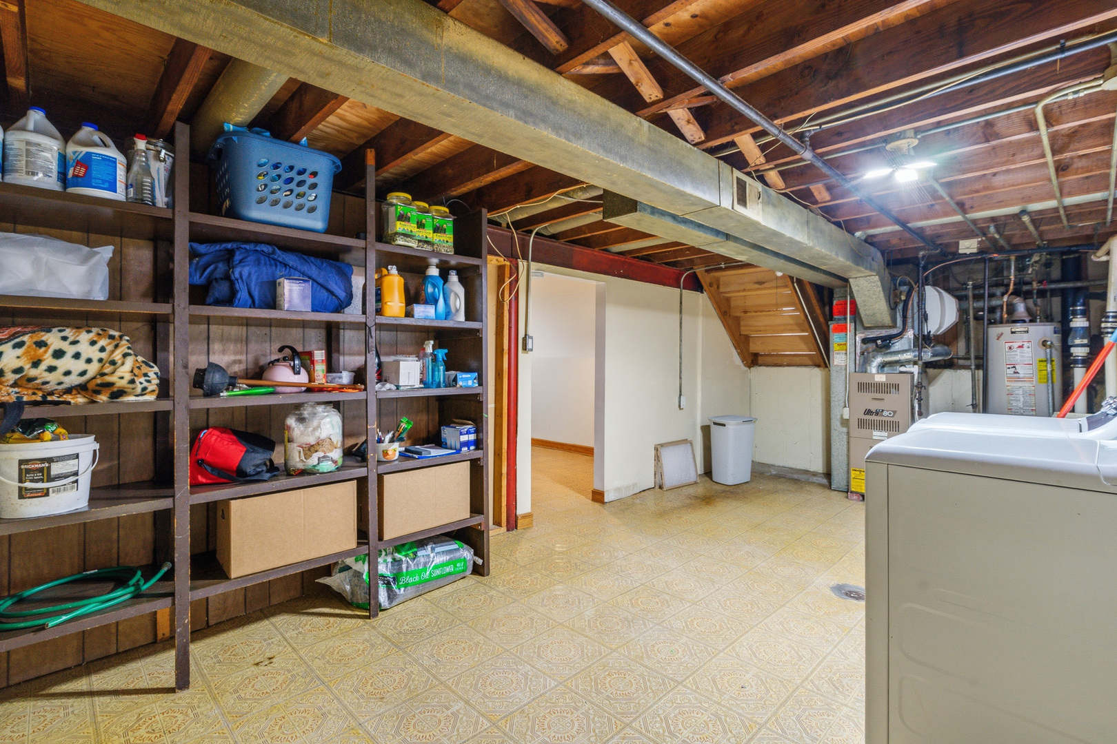 14114 S Saginaw Avenue, Burnham, IL 60633