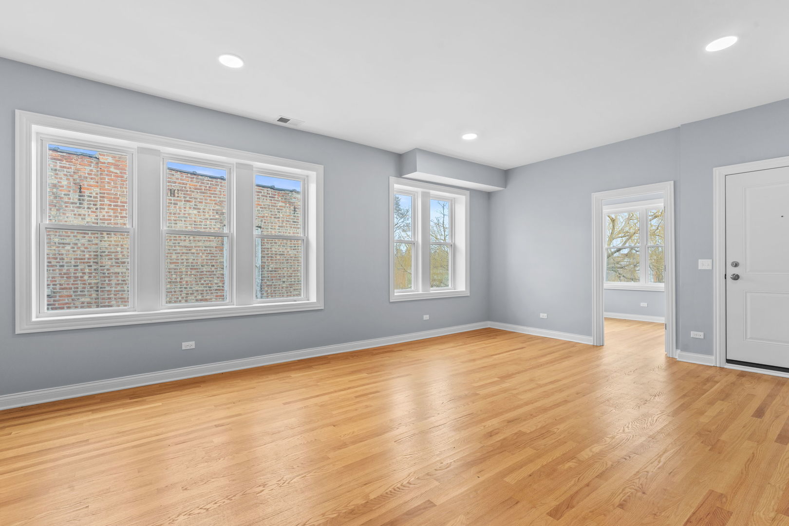 1529 S Komensky Avenue #2, Chicago, IL 60623