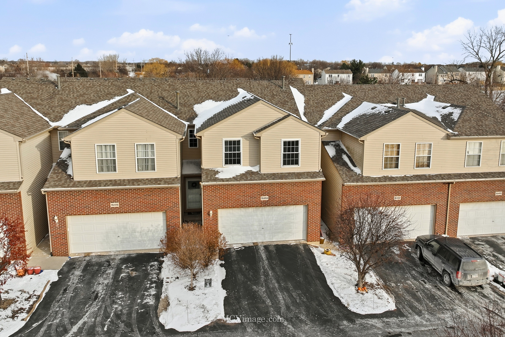 16414 Willow Walk Drive, Lockport, IL 60441