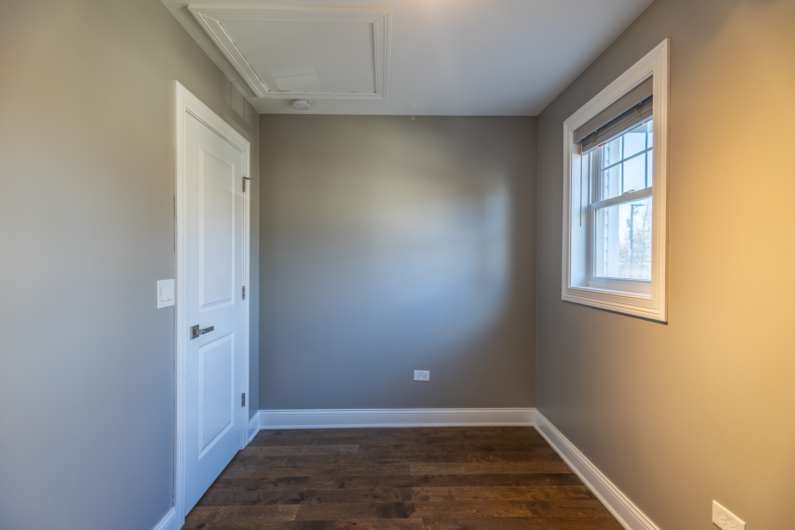 2303 Fairview Avenue, Johnsburg, IL 60051