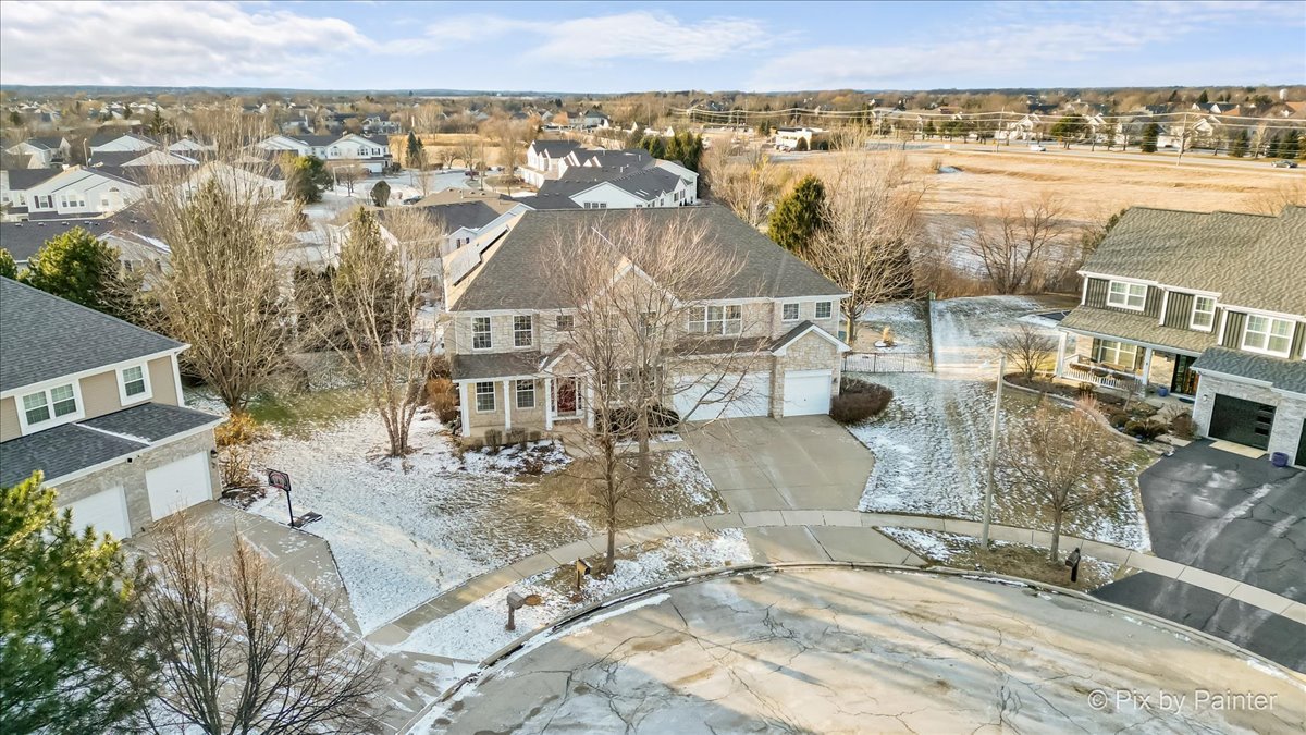 7 Birchwood Court, Lake In The Hills, IL 60156