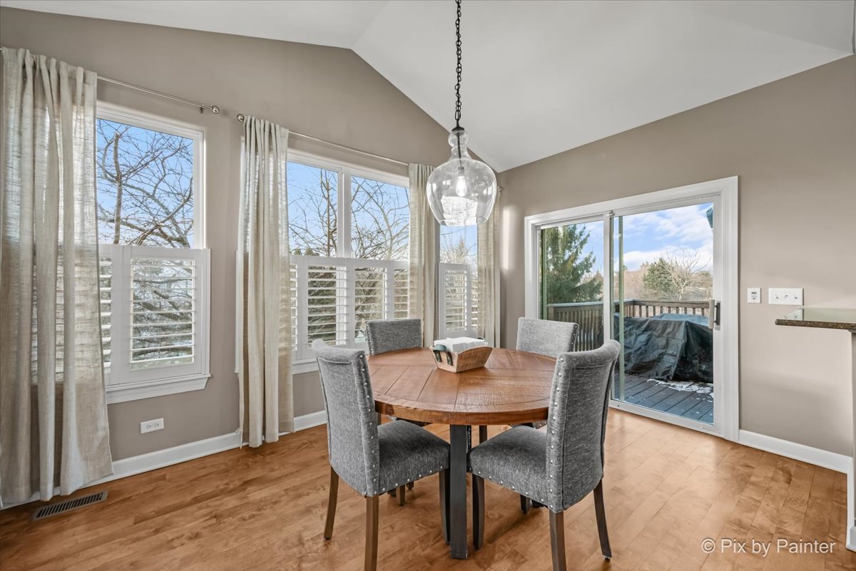 7 Birchwood Court, Lake In The Hills, IL 60156