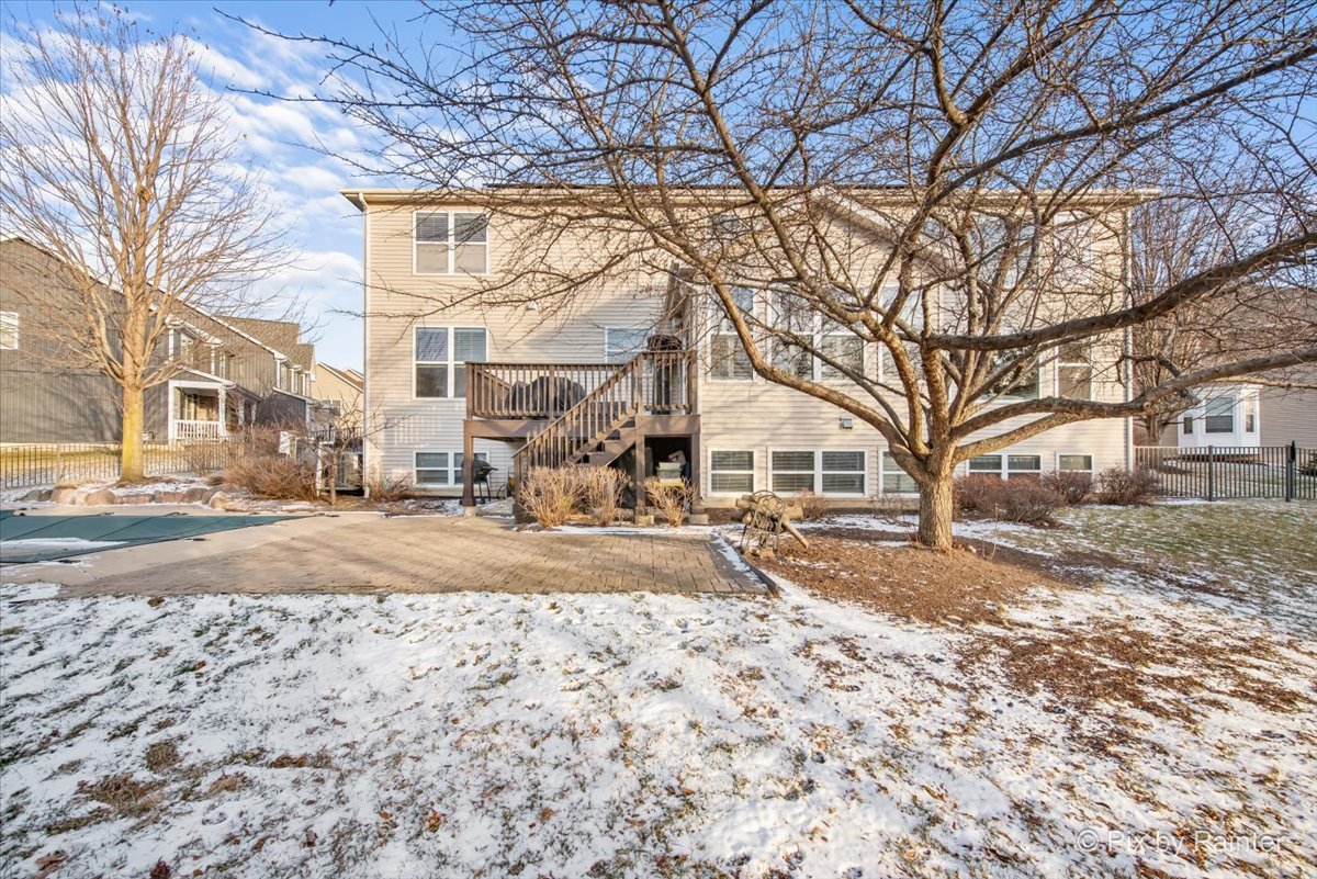 7 Birchwood Court, Lake In The Hills, IL 60156