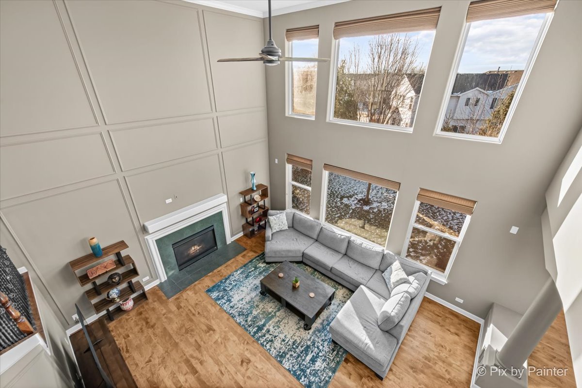 7 Birchwood Court, Lake In The Hills, IL 60156