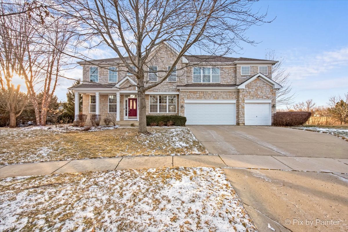7 Birchwood Court, Lake In The Hills, IL 60156