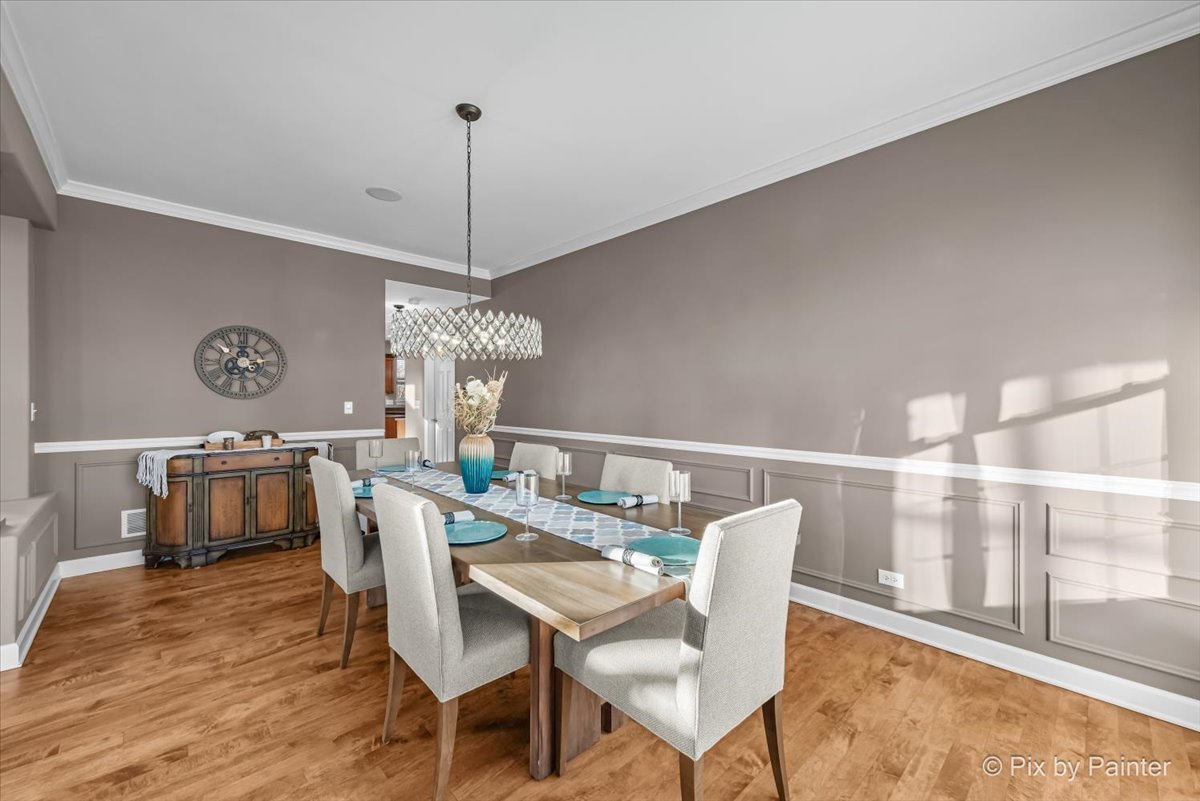 7 Birchwood Court, Lake In The Hills, IL 60156