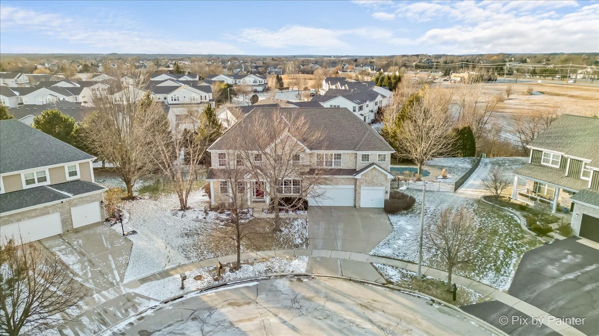 7 Birchwood Court, Lake In The Hills, IL 60156