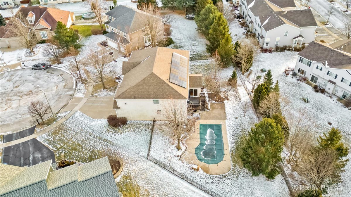 7 Birchwood Court, Lake In The Hills, IL 60156