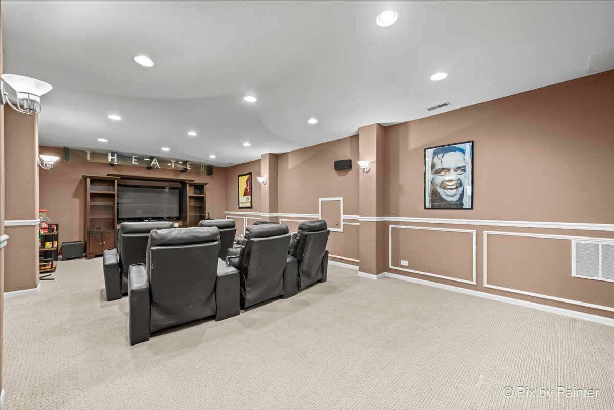 7 Birchwood Court, Lake In The Hills, IL 60156