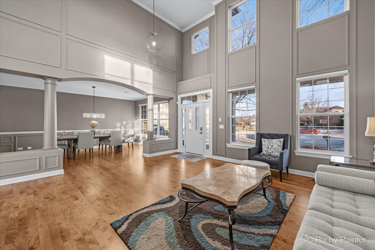 7 Birchwood Court, Lake In The Hills, IL 60156