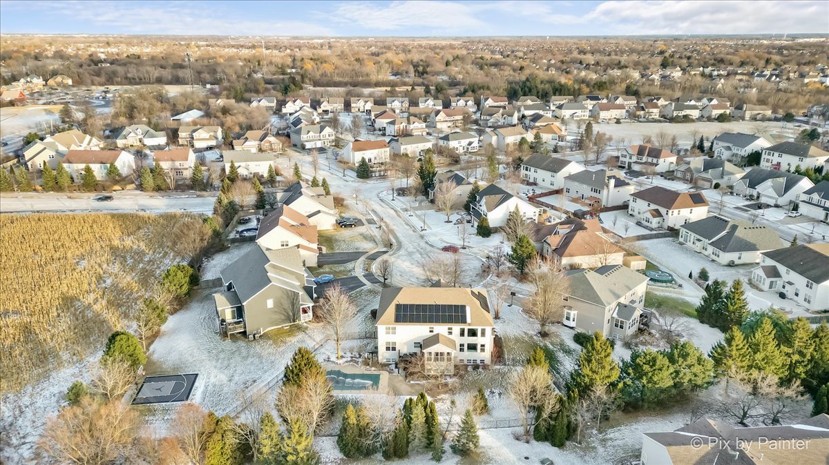 7 Birchwood Court, Lake In The Hills, IL 60156