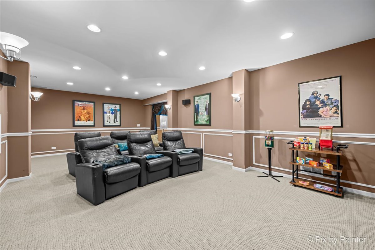 7 Birchwood Court, Lake In The Hills, IL 60156