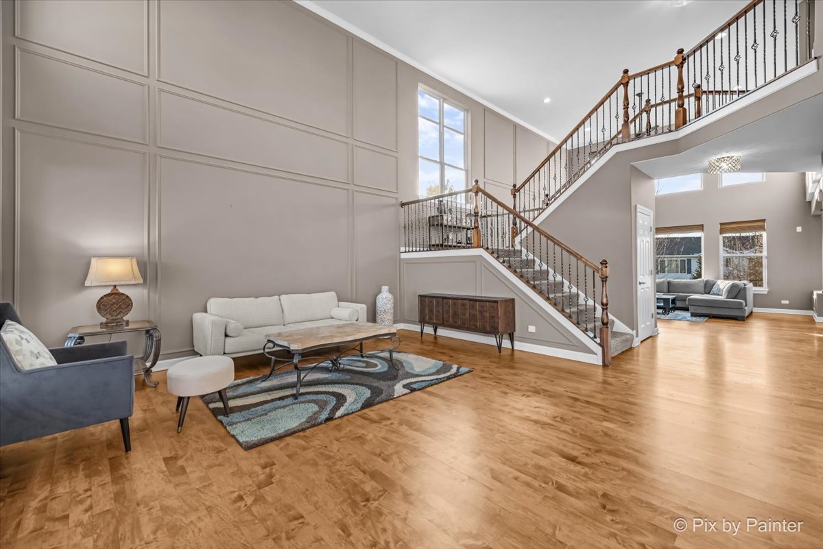 7 Birchwood Court, Lake In The Hills, IL 60156